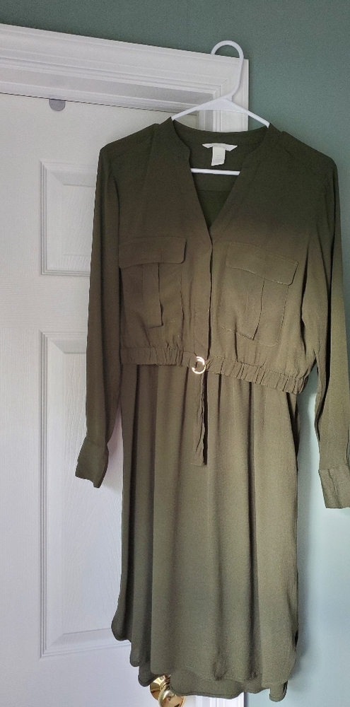 H&M | Maternity/nursing dress